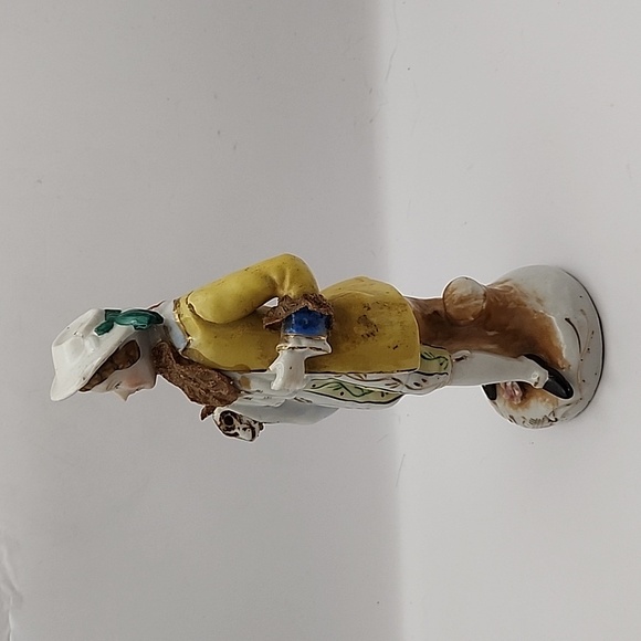 Vintage Occupied Japan Porcelain Figure w/ Hand Missing - Picture 2 of 10
